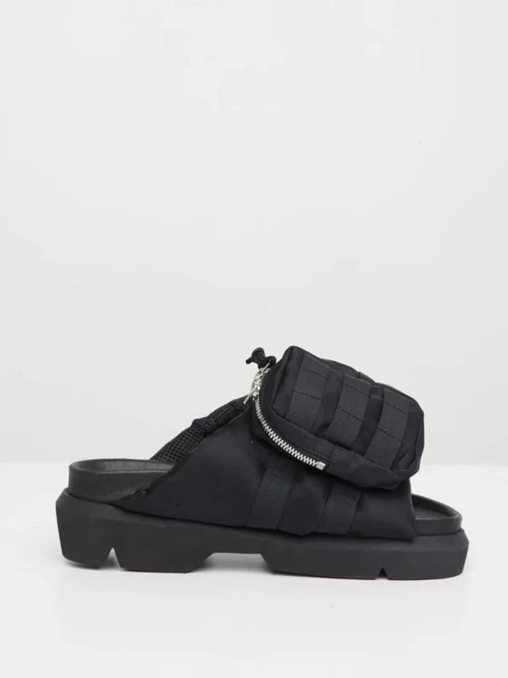 SACAI Pockets Slides in Black 43 10 New With Box Mens Sandals Shoes
